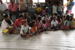 06-Los-ninos-de-la-comunidad-Nazareth