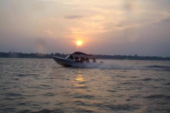 18-Atardecer-en-el-Rio-Amazonas