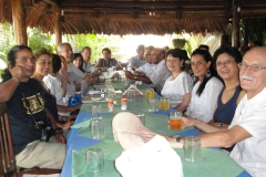 19-Almuerzo-de-grupo