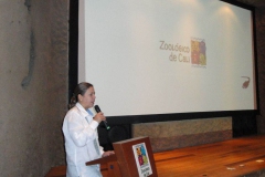 22-Directora-del-Zoologico